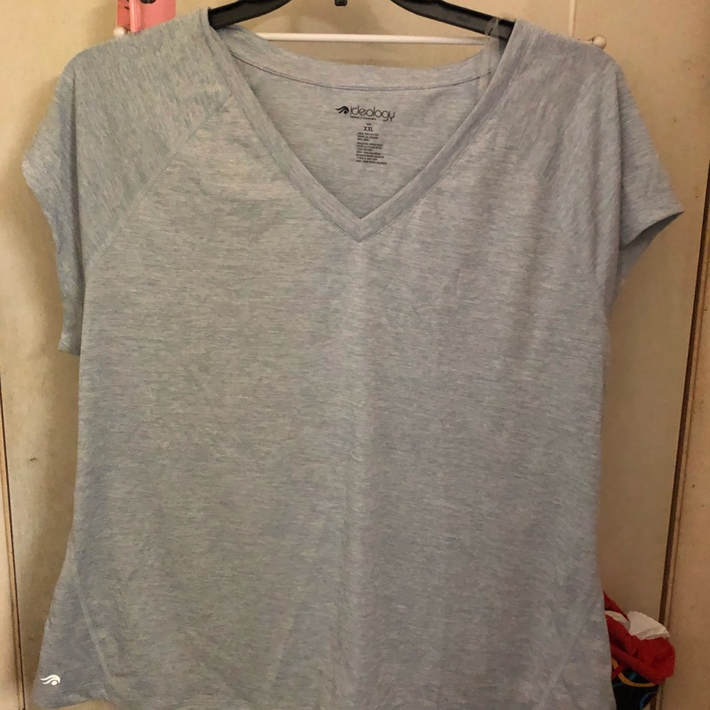 Never warn basic workout tee